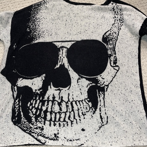 360 CASHMERE Giant Jacket Skull Back Cashmere Sweater - Picture 7 of 7